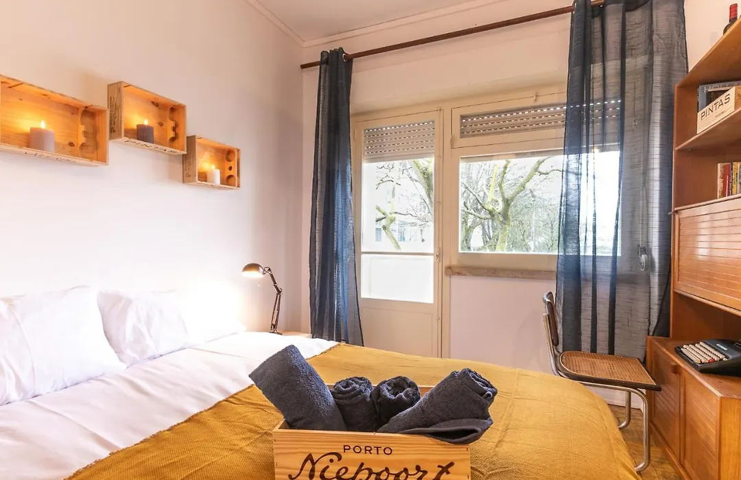 Wine Inn Carcavelos Guesthouse-1