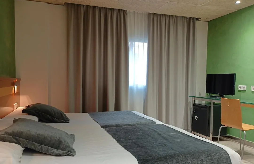 Hotel Iris-1