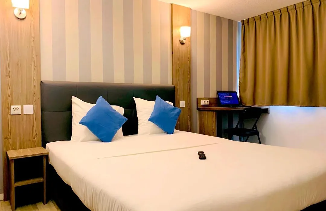 Hotel RBX - Roubaix Centre-1