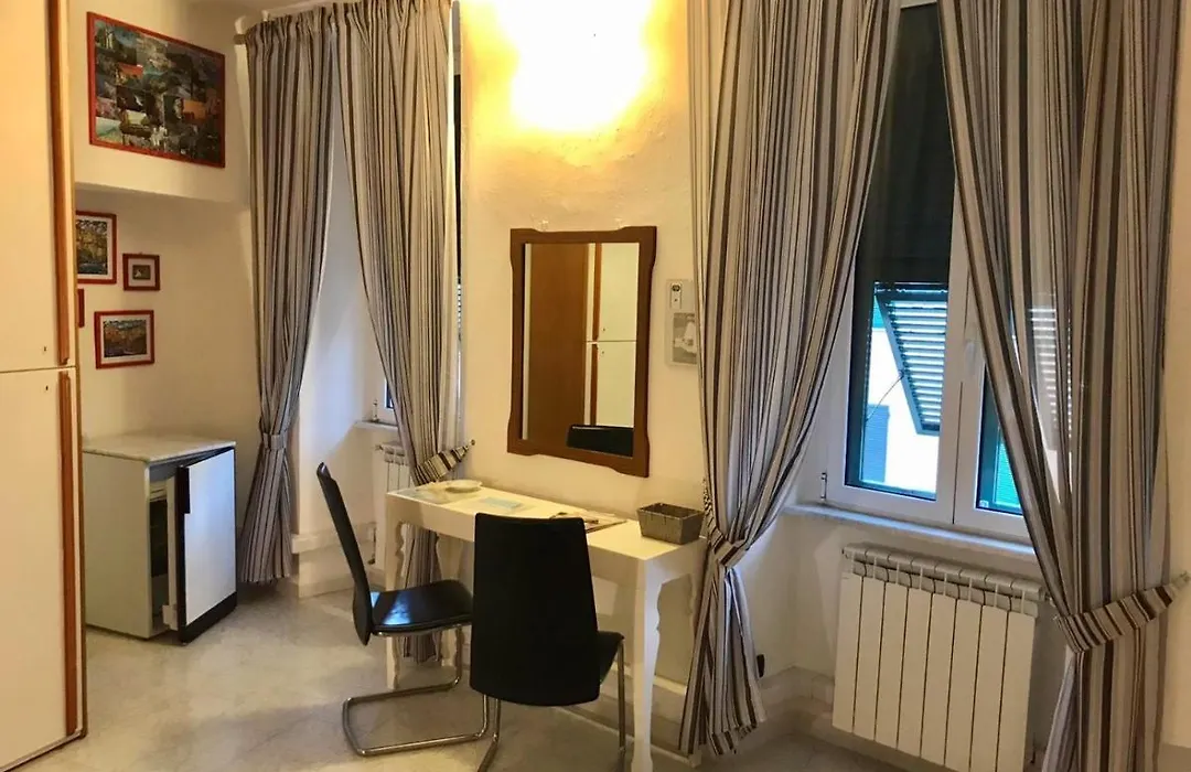 Camere Carlo-1
