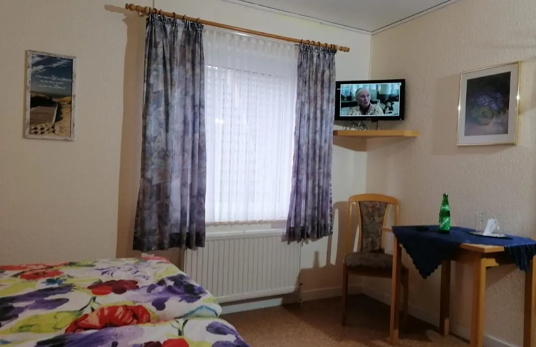 Hotel Pension garni Haus am Strand-1