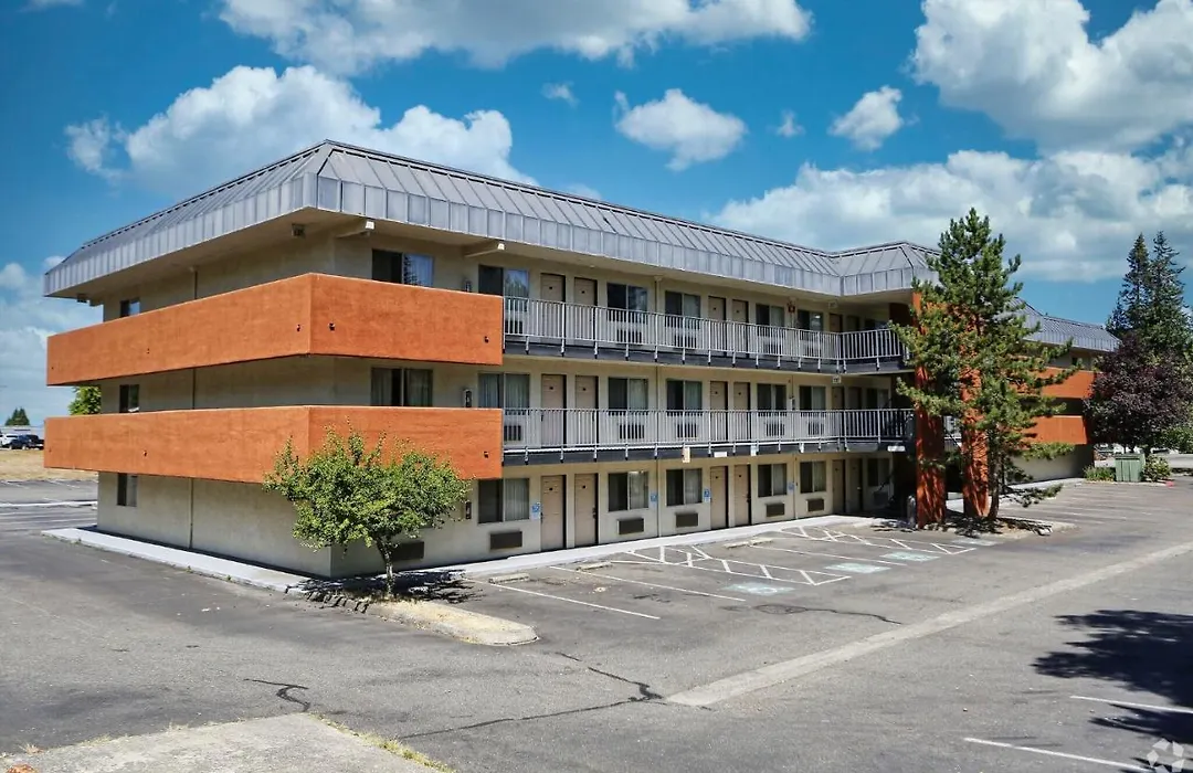 Olympic Inn & Suites Port Angeles-1