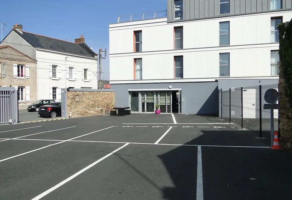 The Originals Access, Hôtel Cholet Gare-1