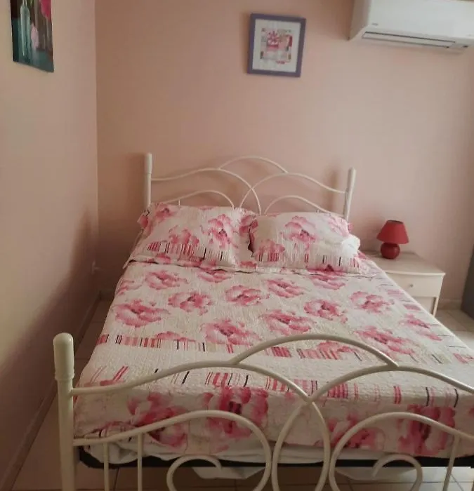 Chambre Leucate Village-1