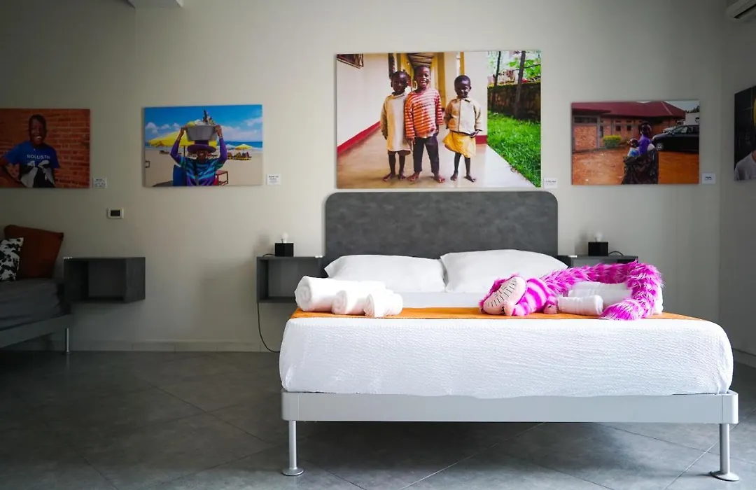 Click Art & Room-1