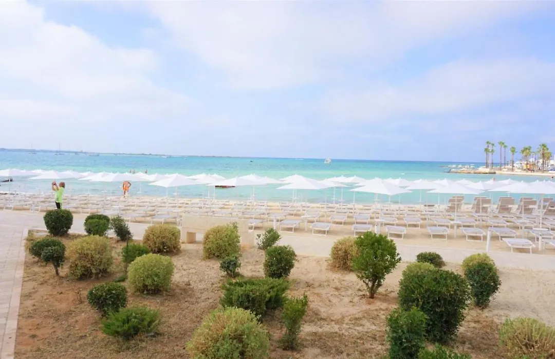 Hotel Riva Del Sole-1