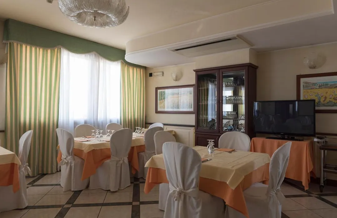 Hotel Stella 2000-1