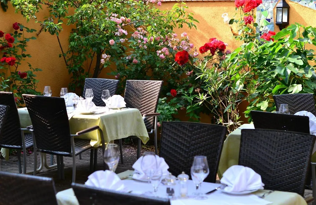 Restaurant&Hotel Olive-1