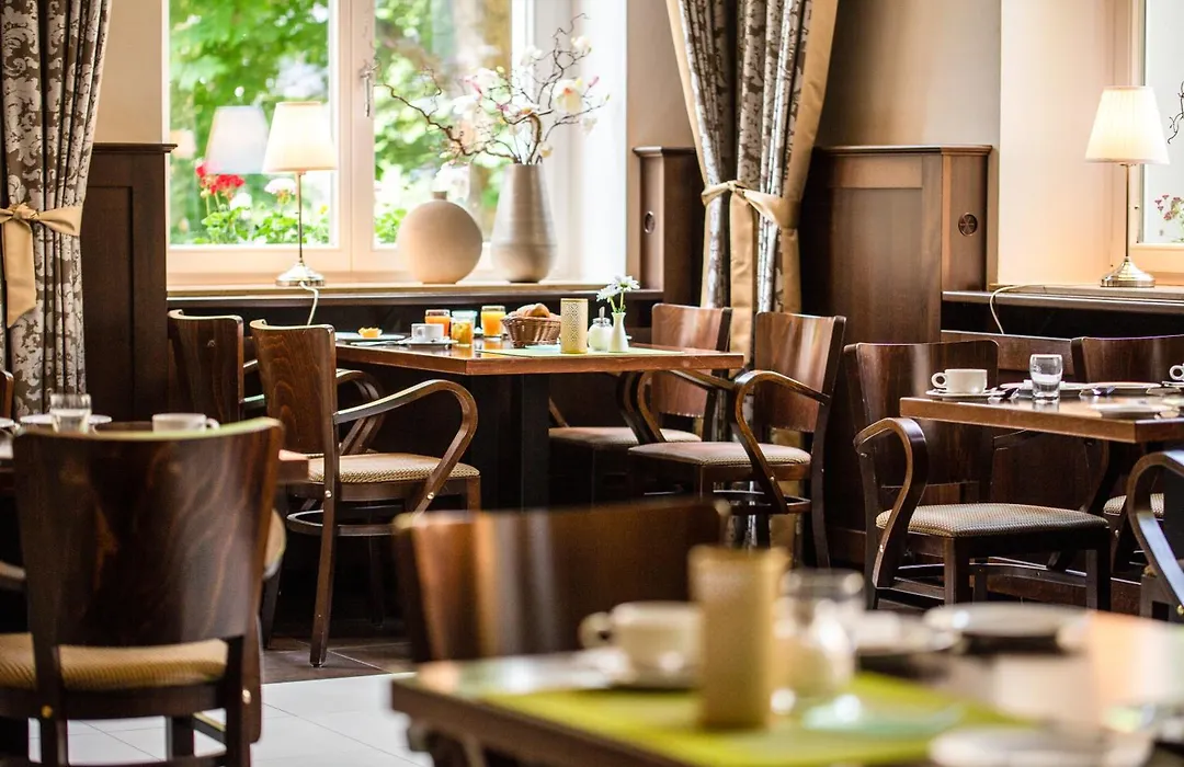 Hotel Lindenhof Bad Schandau-1