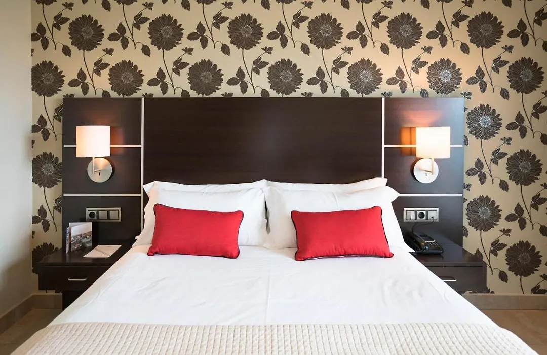 Hotel Piramide 2-1