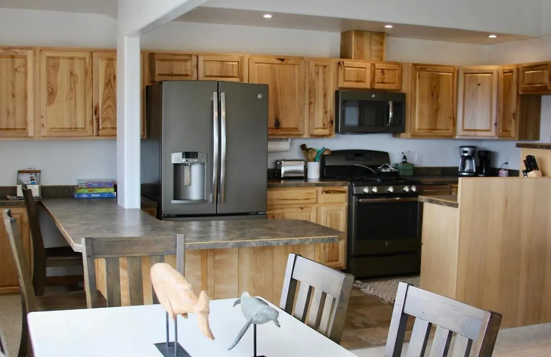 Seafarer Suites-1