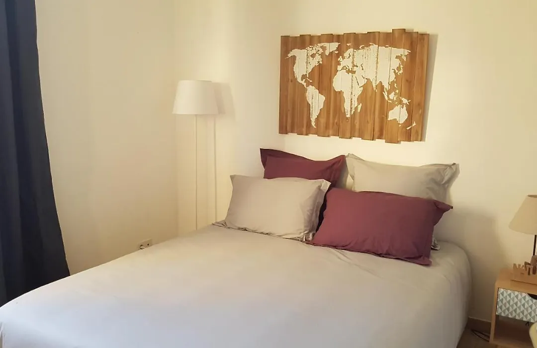Chambres D'Hotes Et Table D'Hote Vegan Les Jardins De La Meyne-1