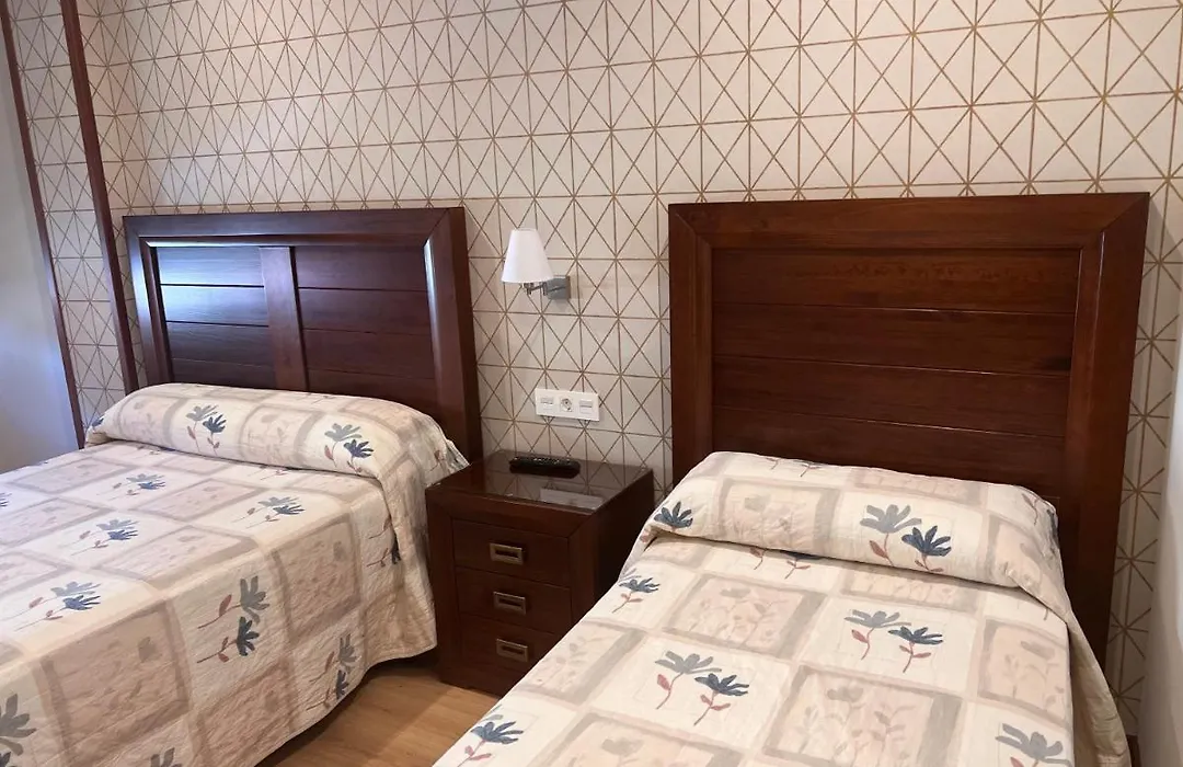 Hostal Avenida-1