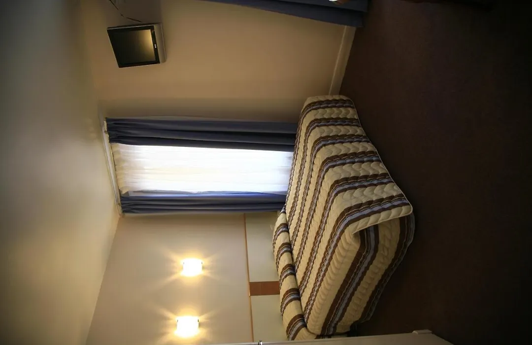 Hotel De Nemours-1