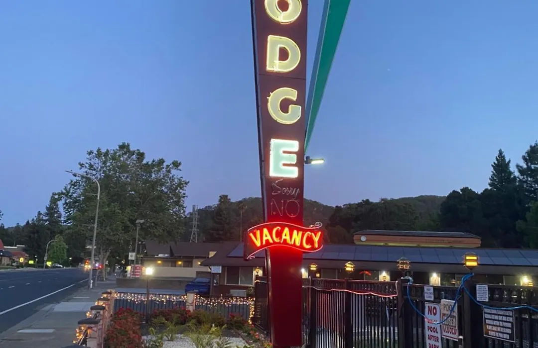 Muir Lodge Motel-1