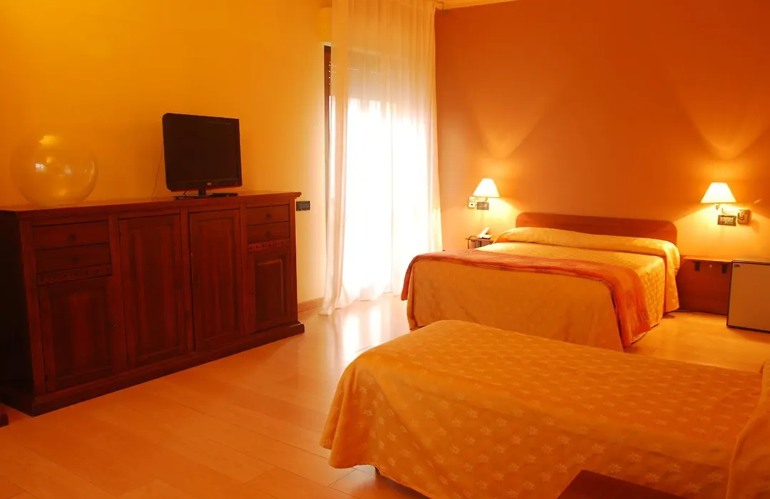 Nuovo Hotel Vigevano-1