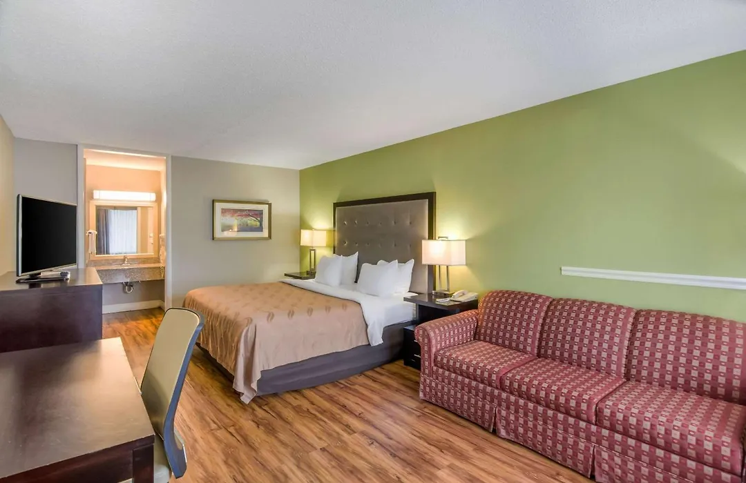 Quality Inn Roanoke Airport-1