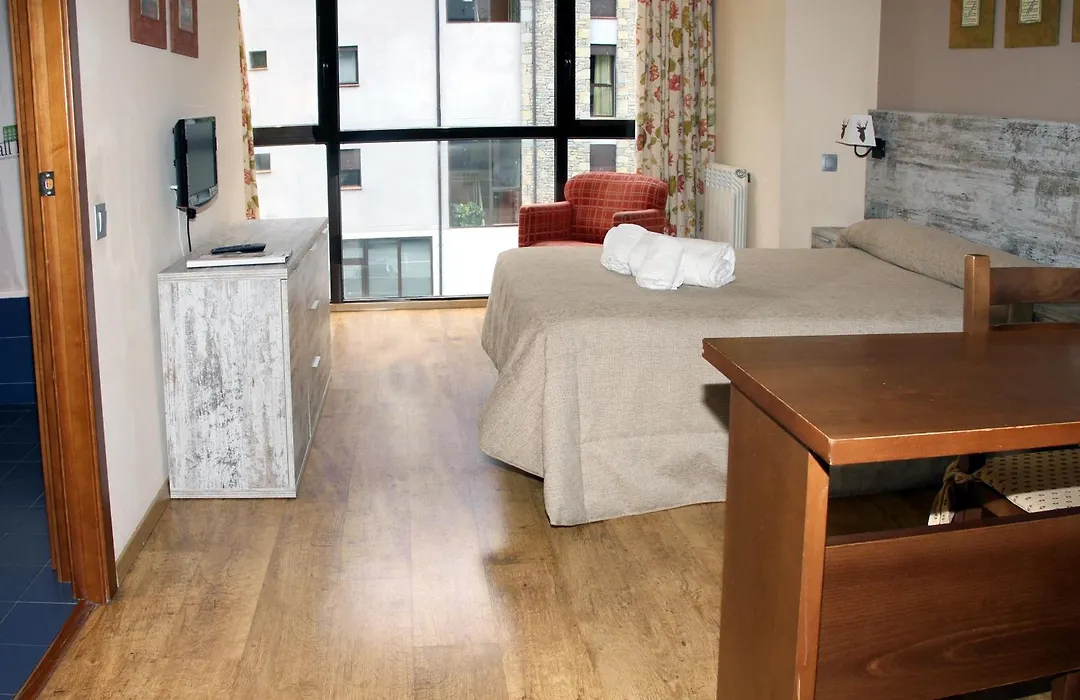 Aparthotel La Vall Blanca-1