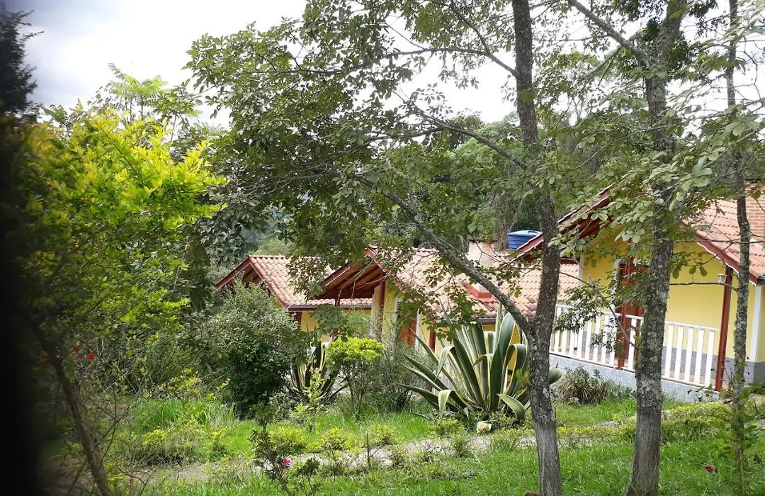 CHALES Canto dos Pássaros-1