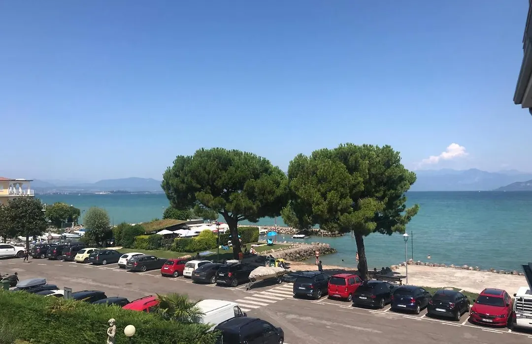 Casa Caterina Lake View Holidays Apartments-1