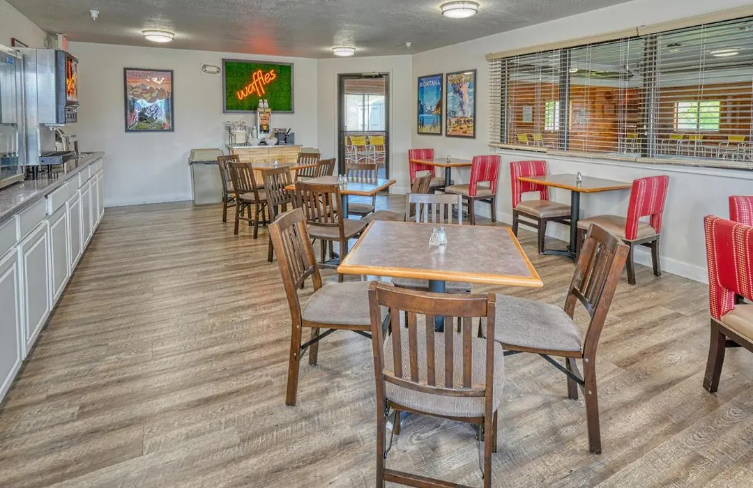 Yellowstone River Inn & Suites-1