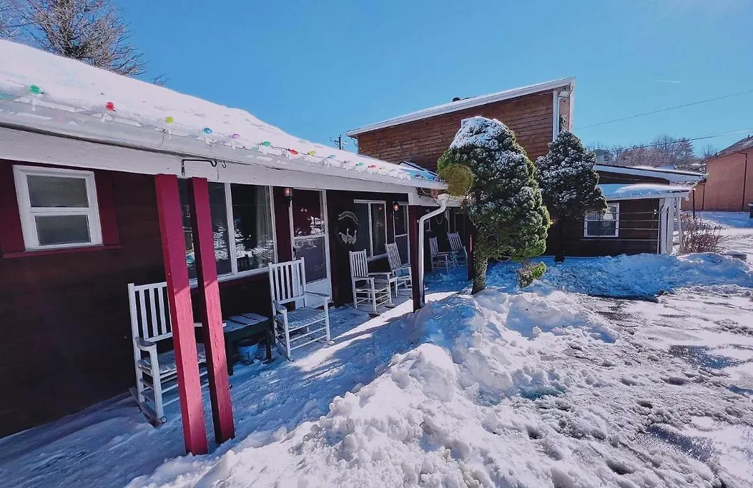 Homestead Inn - Blowing Rock-1