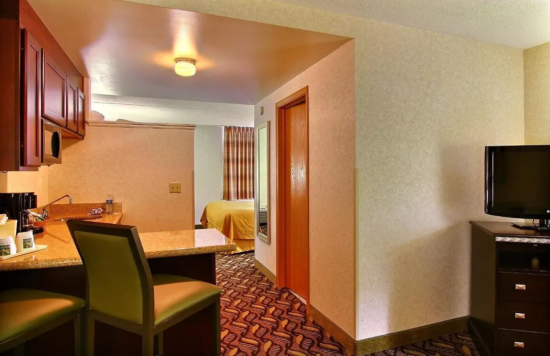 Quality Inn & Suites-1