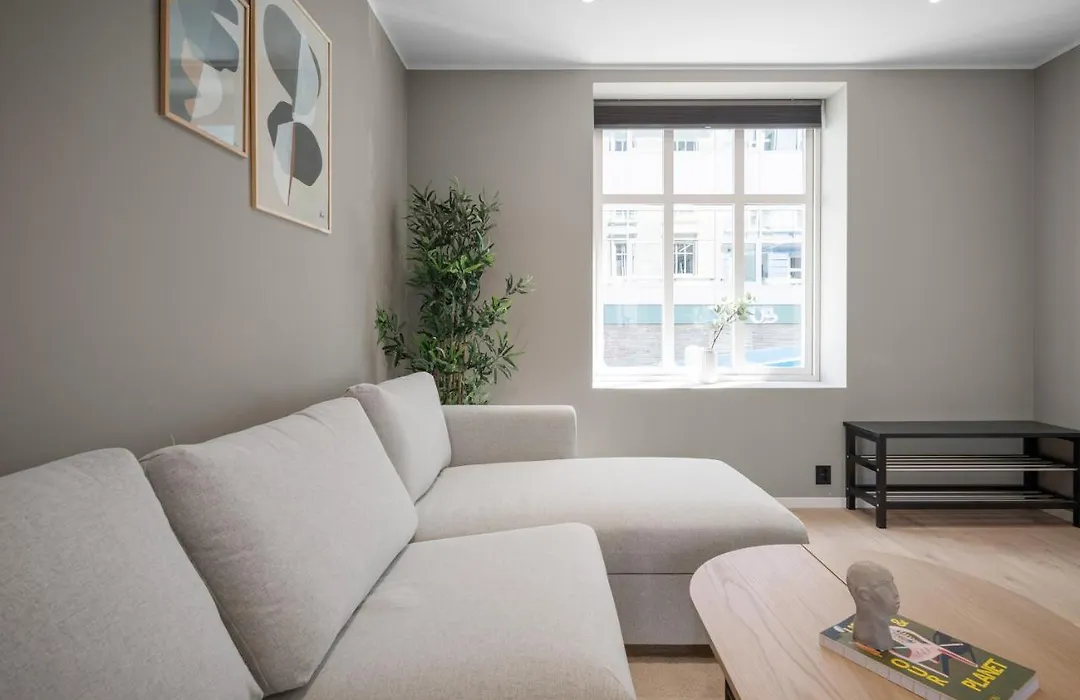 Stay L Nygard-1
