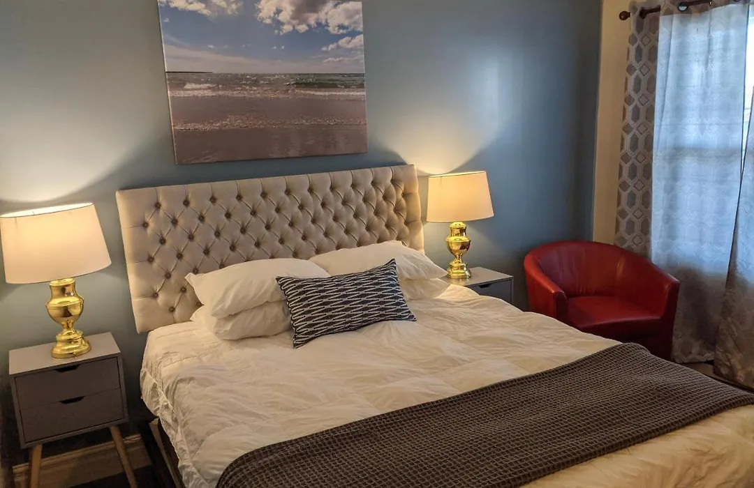 Huron Inn-1