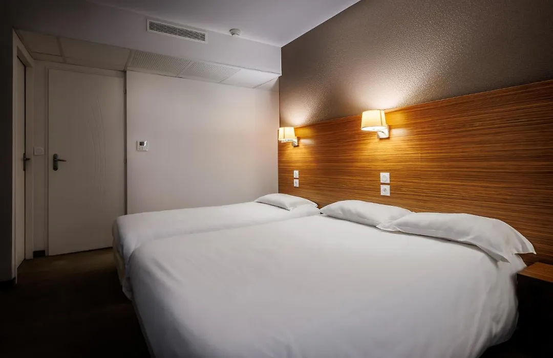 Hotel Saint Louis De France-1
