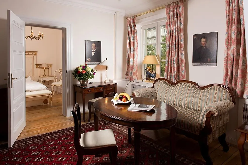 Palais Esplanade Hamburg - Adults Only-1