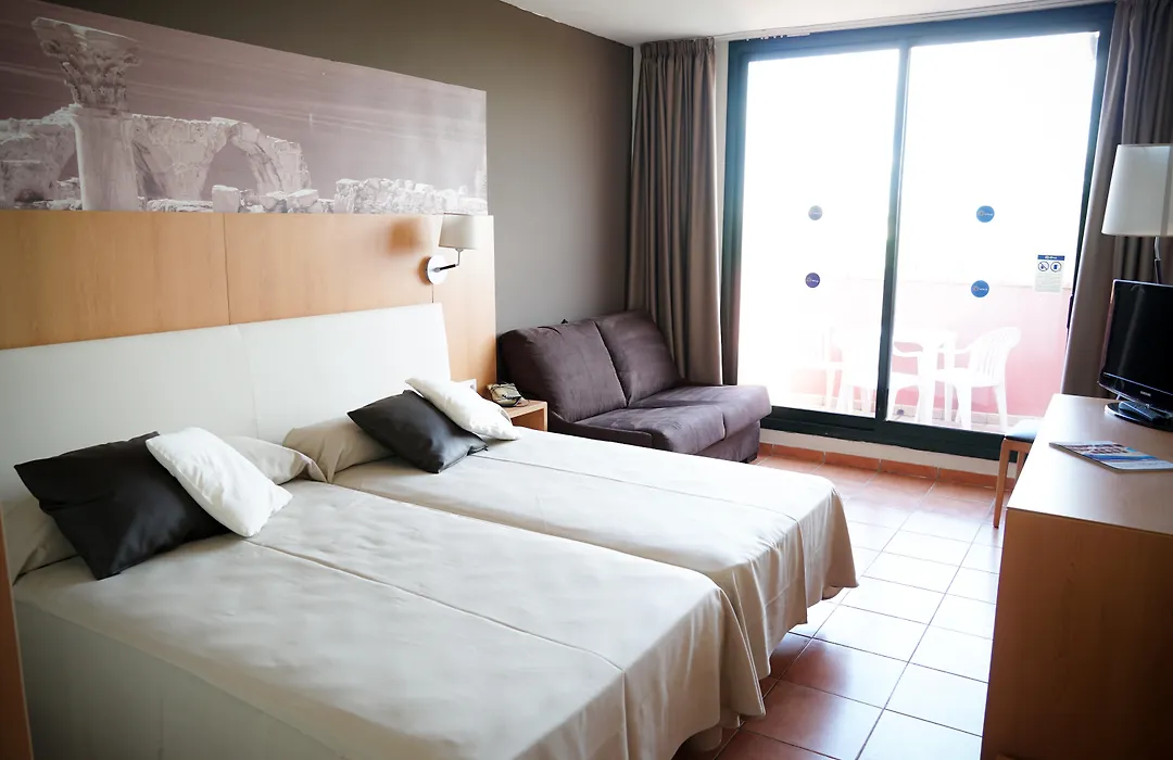 Ohtels Vil-La Romana-1