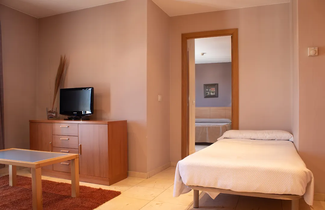 Hotel Apartamentos Ciudad de Lugo-1