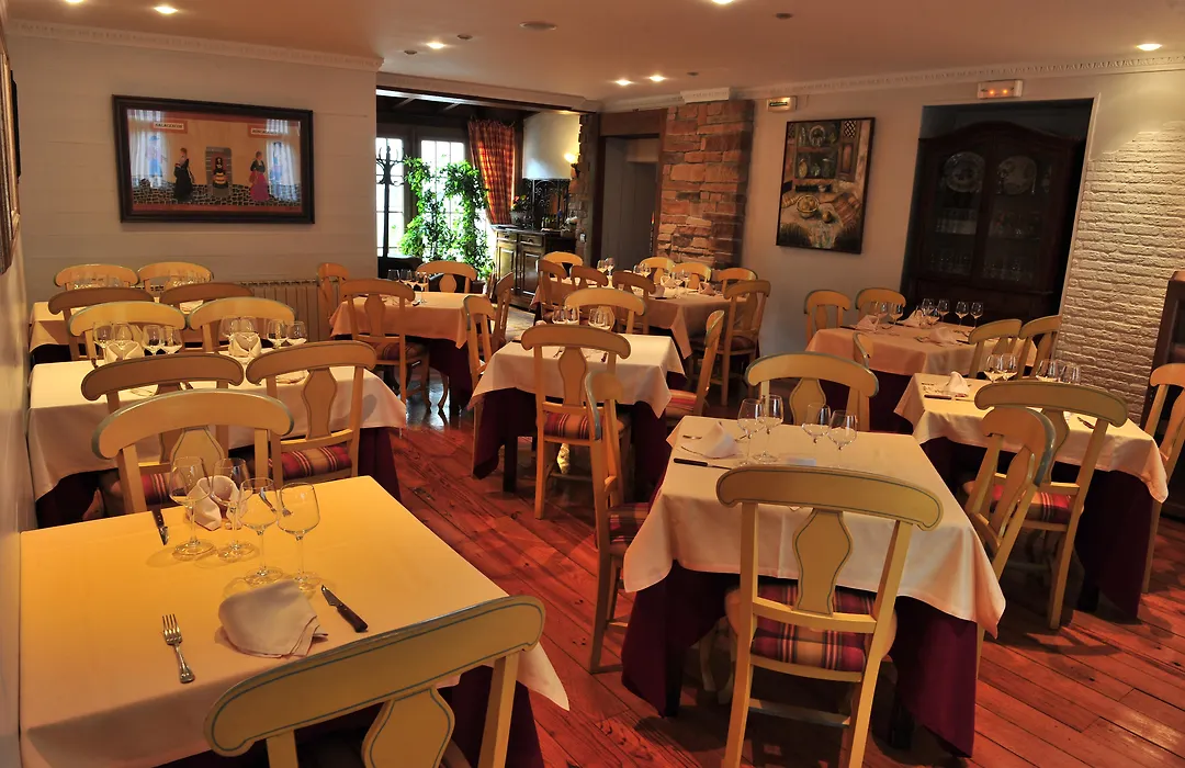 Hostal Lola-1