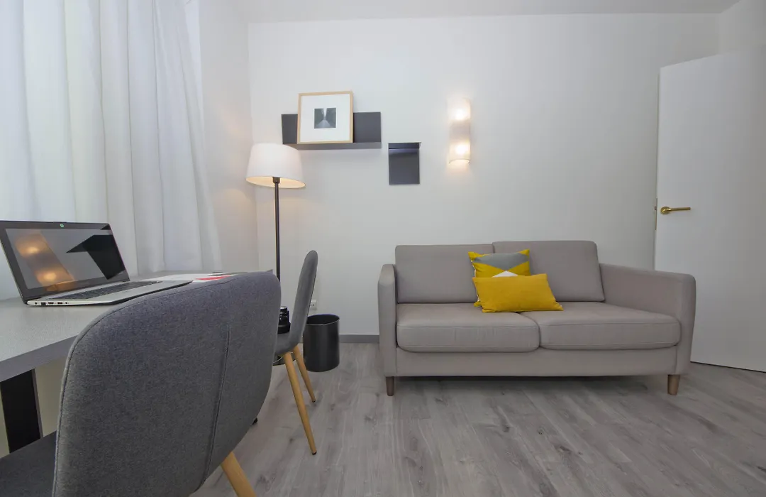 Aparthotel Atenea Valles-1