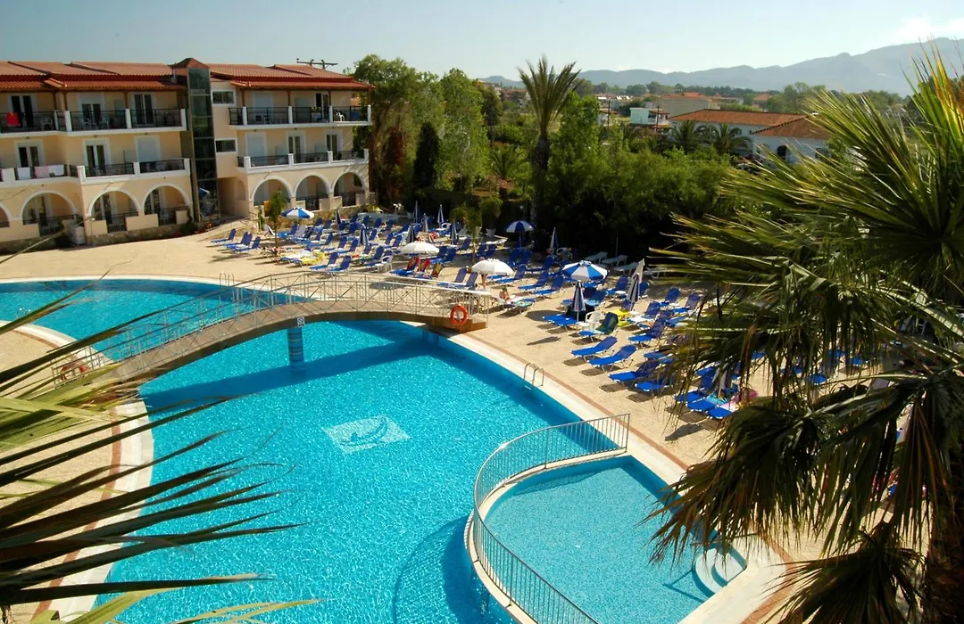 Majestic Hotel & Spa-1