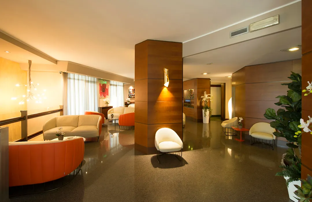 Bb Hotels Smarthotel Re Milano Nord-1