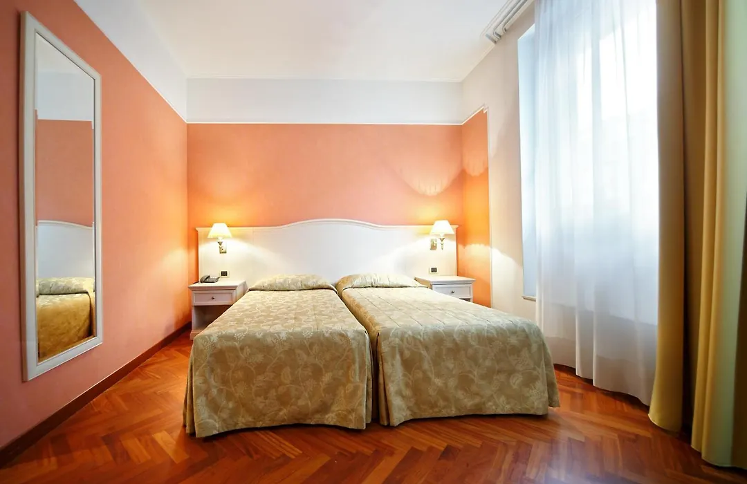 Hotel Terminal-1
