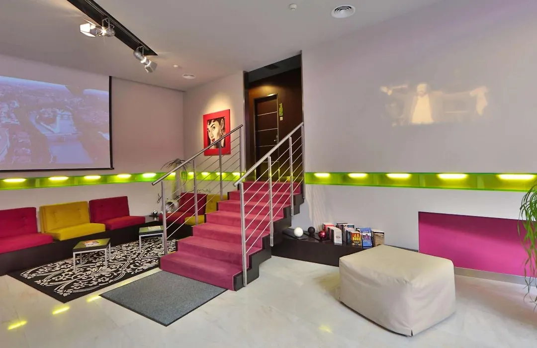Best Western Cinemusic Hotel-1