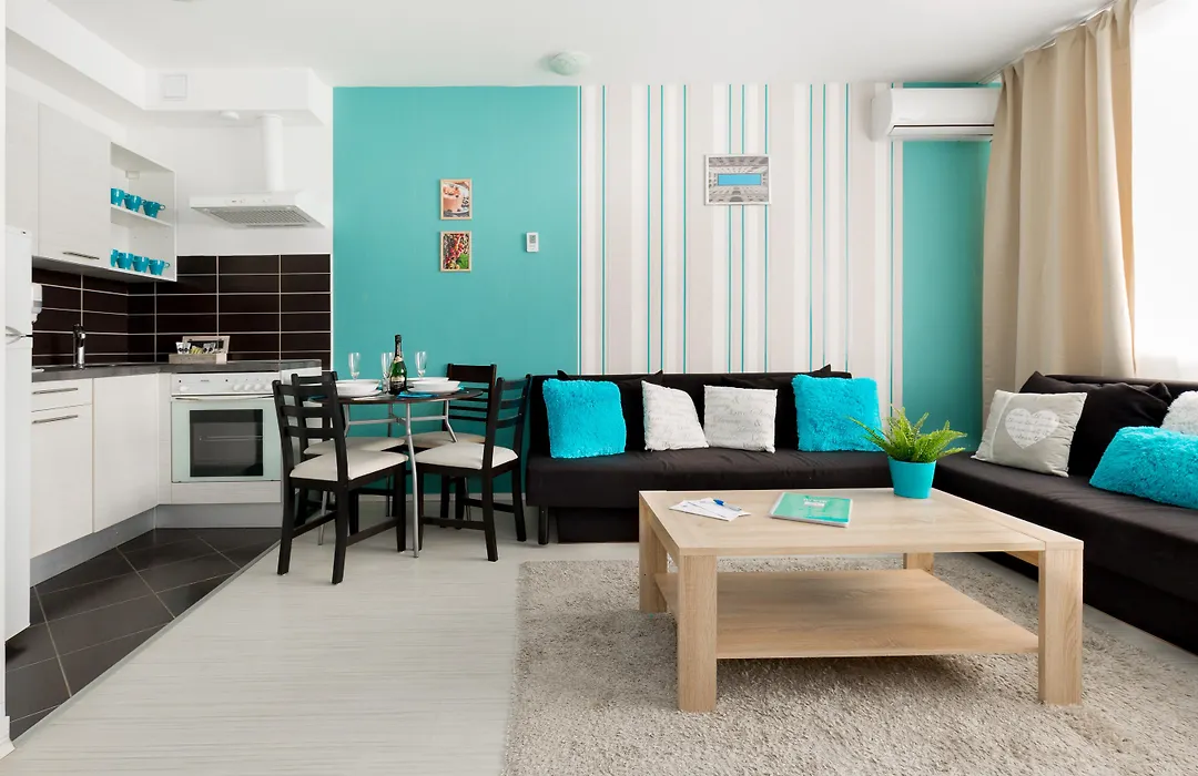 Sun Resort Apartments-1