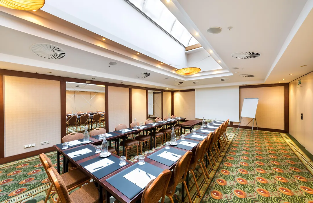 Lindner Hotel Prague Castle, Part Of Jdv By Hyatt-1