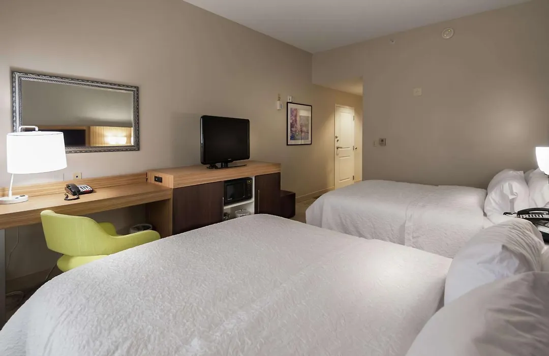Hampton Inn Doylestown-1