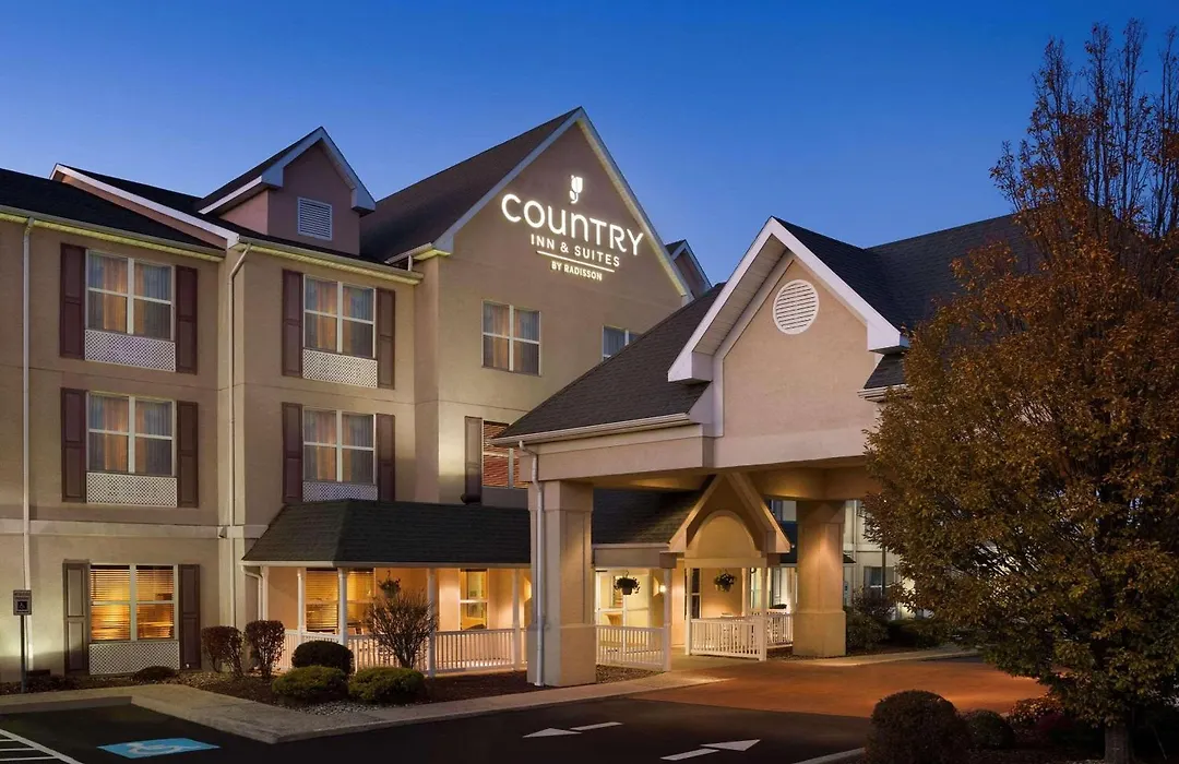 Country Inn & Suites By Radisson, Frackville-1