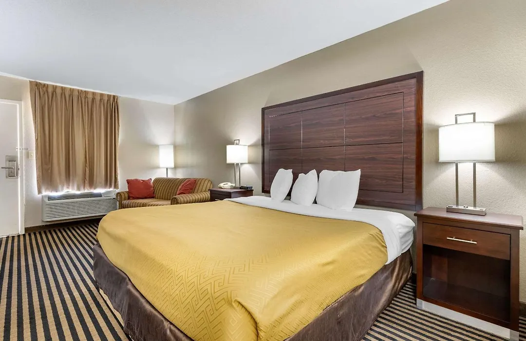 Econo Lodge Florence - Darlington-1