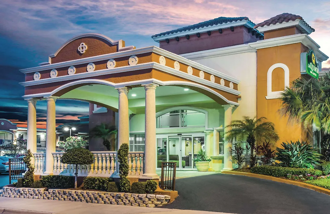 La Quinta By Wyndham Oceanfront Daytona Beach-1