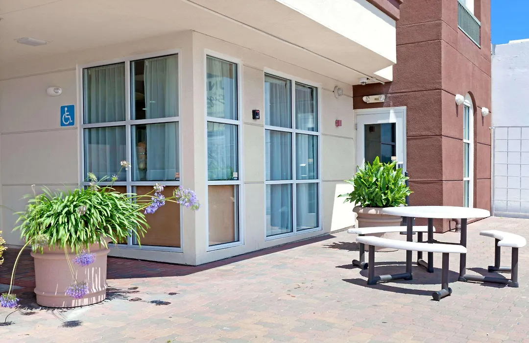 Ramada Limited And Suites San Francisco Airport-1