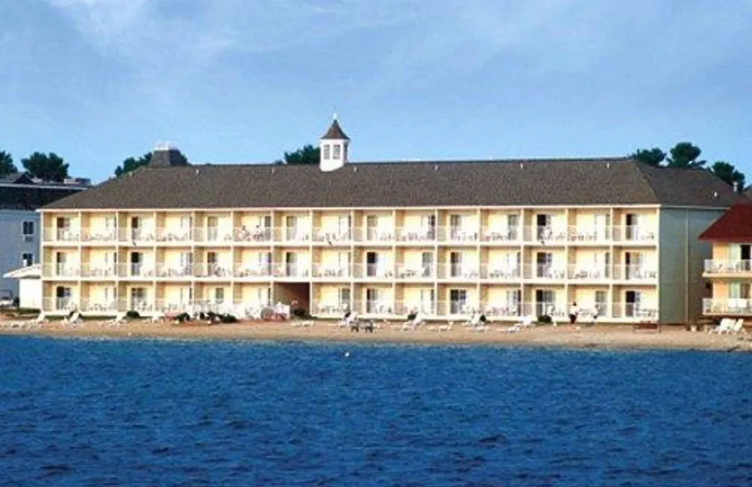 Comfort Inn Lakeside-1