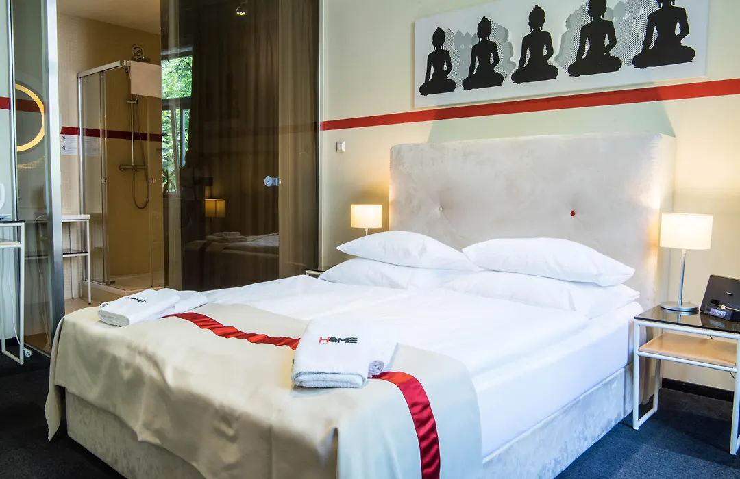 Home Aparthotel-1