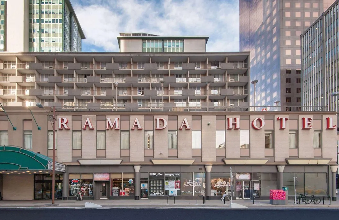 Ramada Plaza By Wyndham Calgary Downtown-1