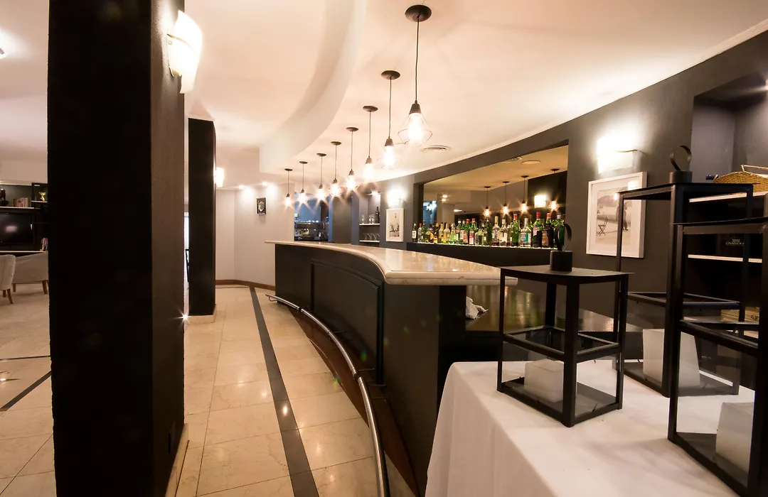 Gran Hotel Buenos Aires-1